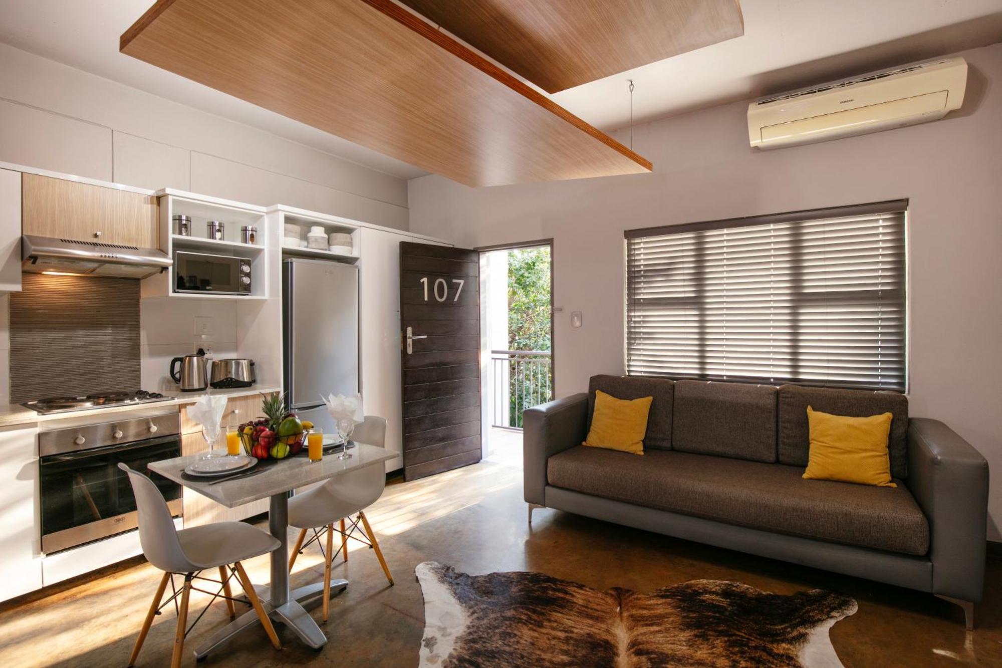 Akanani Apartments Претория Экстерьер фото